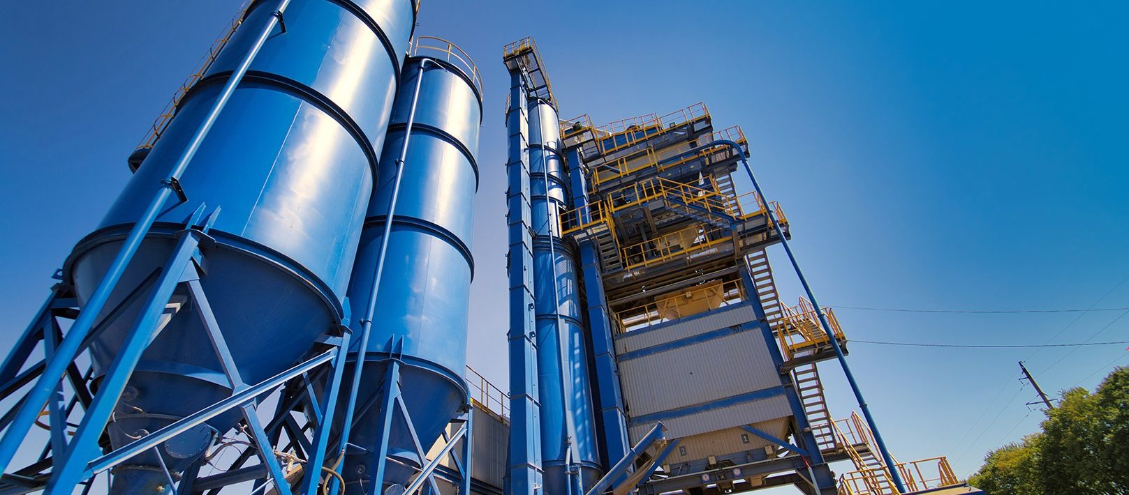 Implementation of Escort TD-BLE fuel level sensors for oil product level monitoring