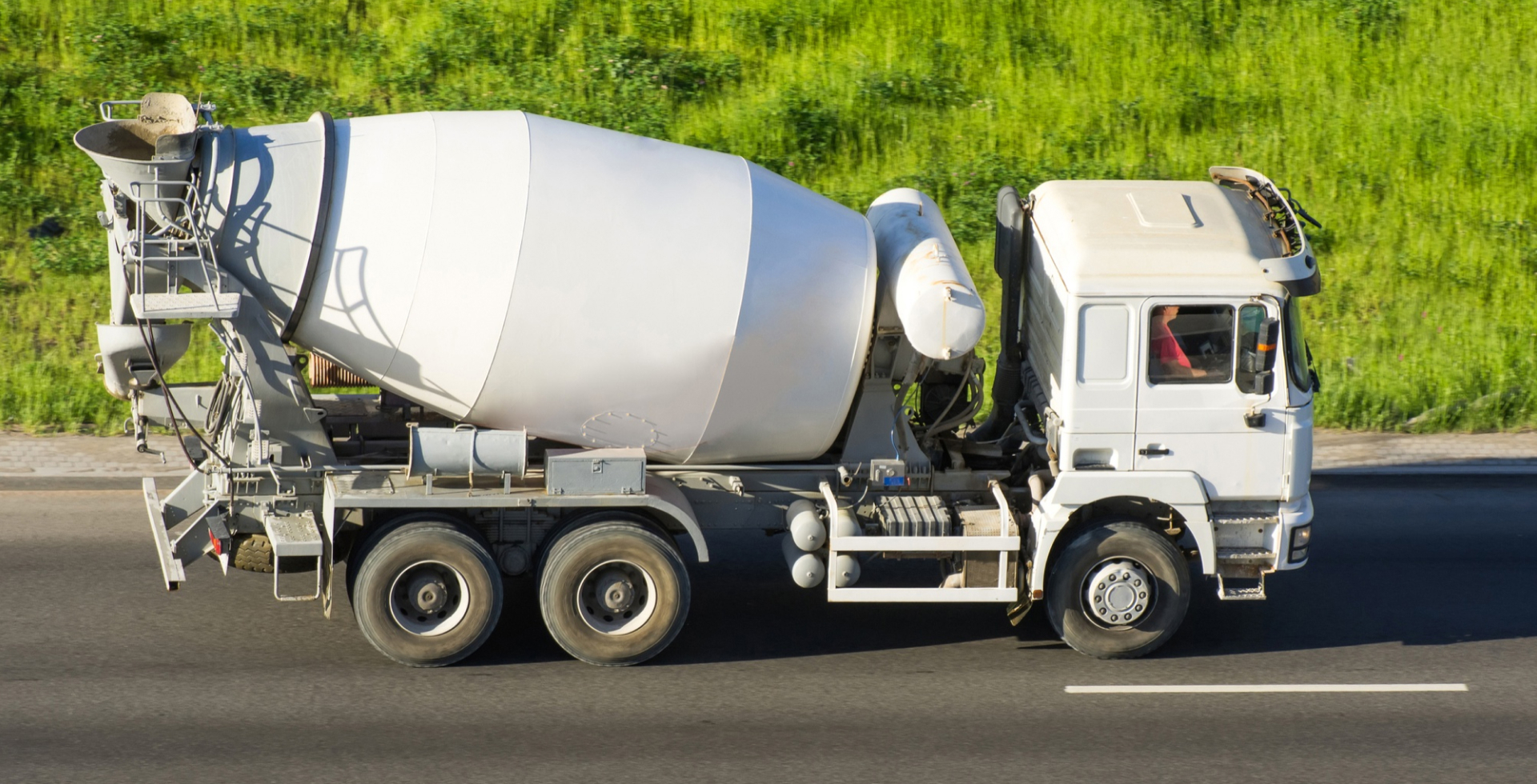 How to optimise concrete mixer operations with Escort DU-BLE
