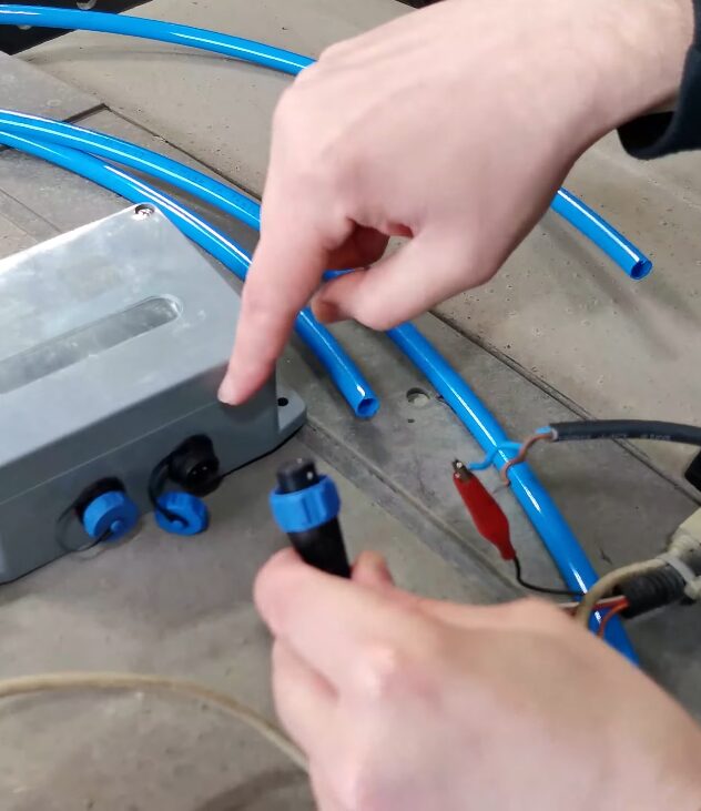 Monitor your truck's load with Escort axle load sensor eCargosens